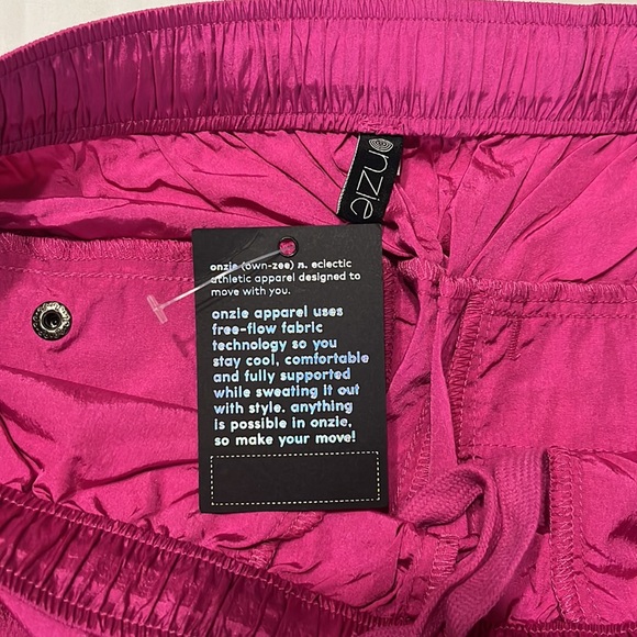 Onzie Parachute Cargo Pants in Raspberry Rose - Picture 8 of 14